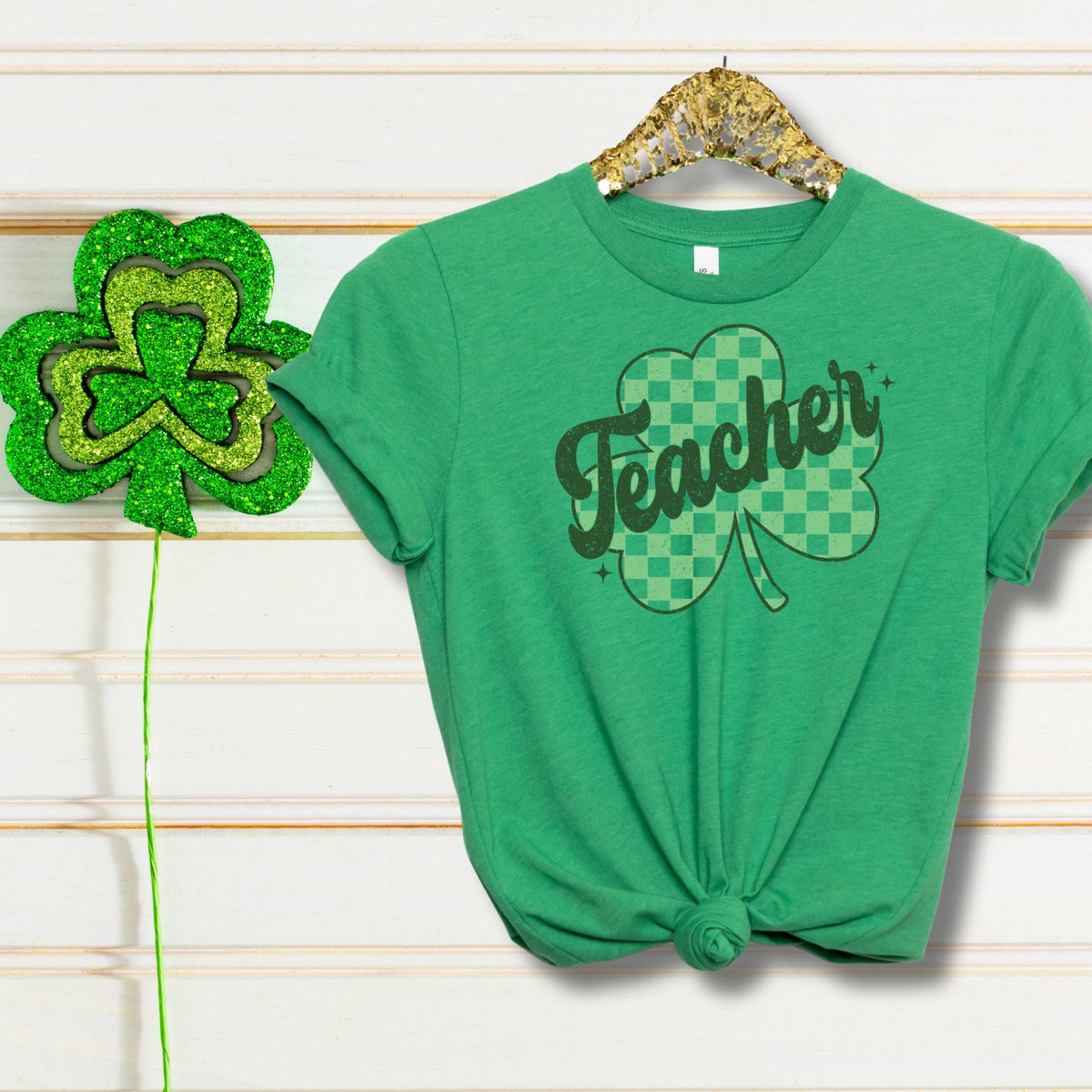 Teacher Shamrock Retro Style Tee - MariROsa Craft Shop