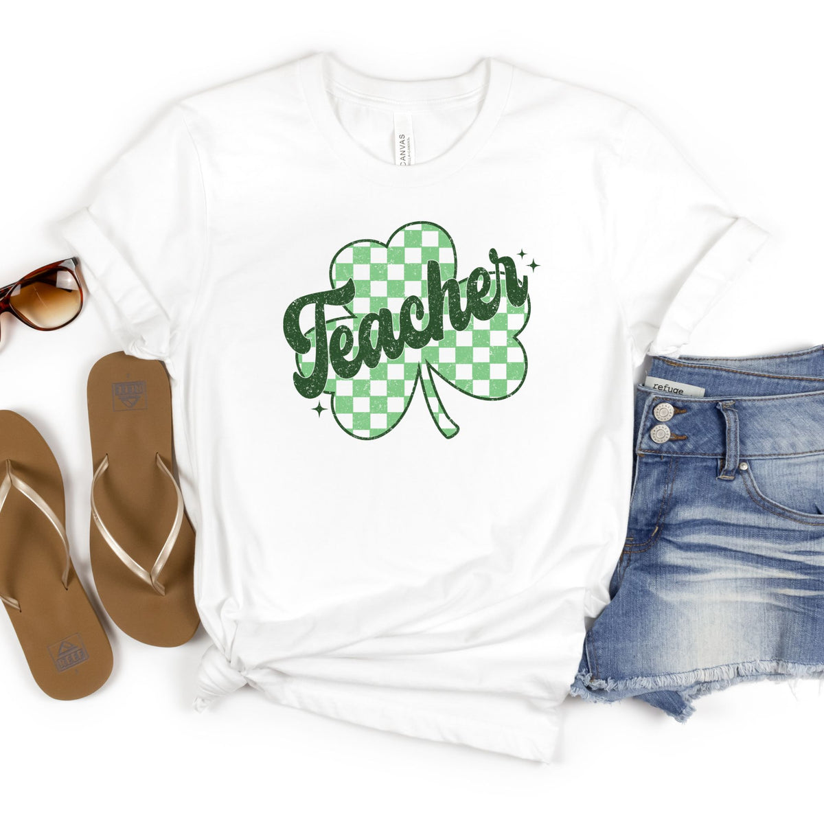 Teacher Shamrock Retro Style Tee - MariROsa Craft Shop
